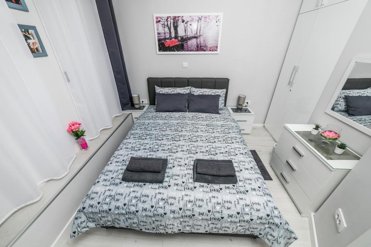Gray Luxe Apartment Belgrade Exterior photo